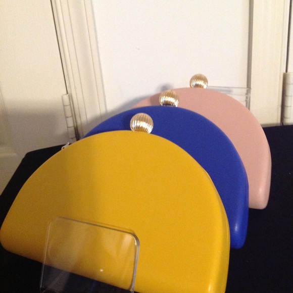 Clutch - Picture 3 of 3